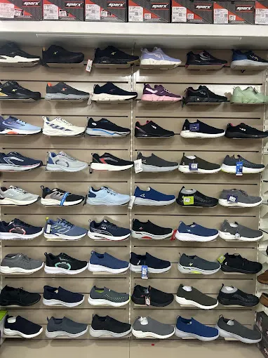 WALK & WAY Multi Brand Foot Wear